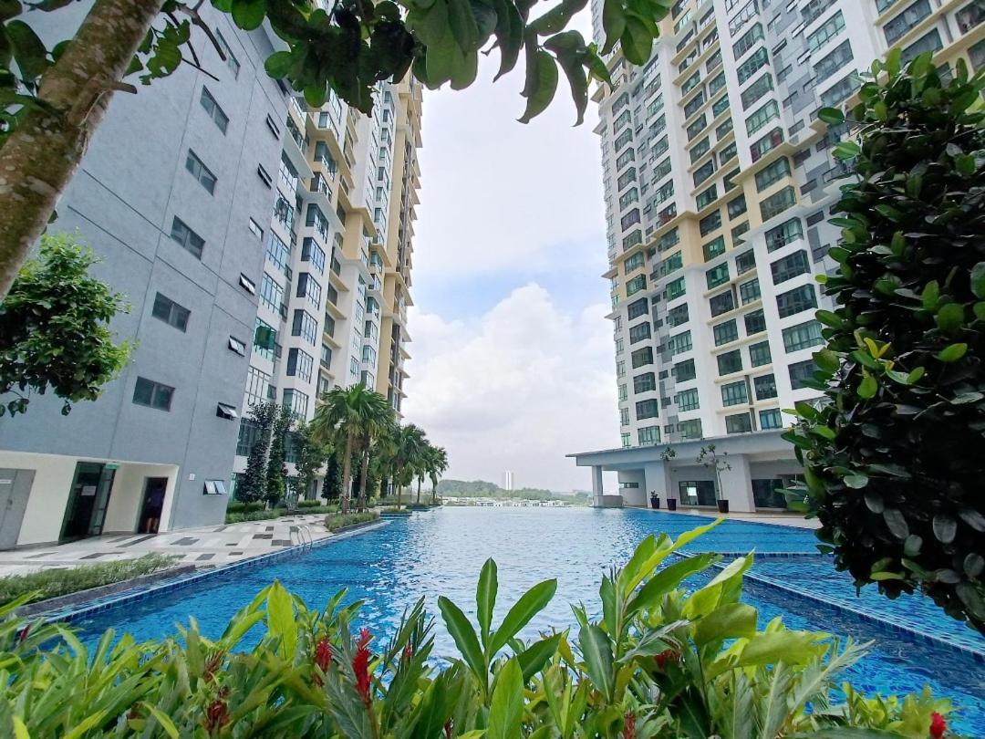Arc Austin Hills Residensi By Antlerzone Apartment Johor Bahru Exterior photo